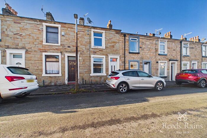 2 Bedroom Terraced House For Sale In Eliza Street, Burnley, Lancashire, BB10
