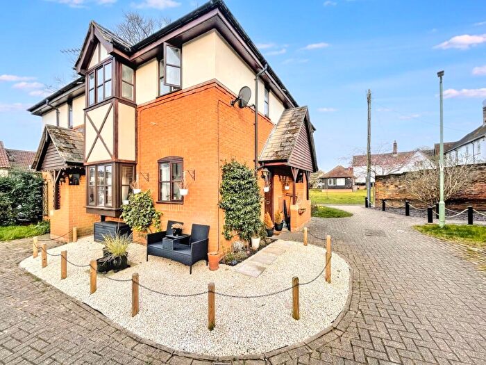 1 Bedroom Cluster House For Sale In Fox Court, Stowmarket, IP14