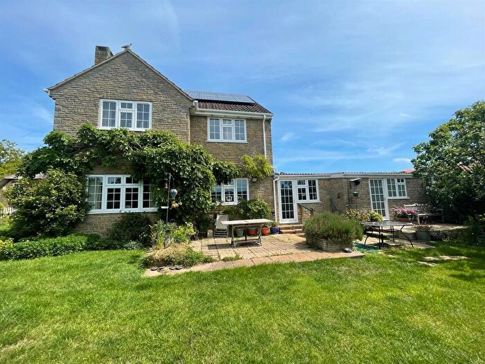 4 Bedroom Detached House For Sale In Stocklinch, Ilminster, TA19