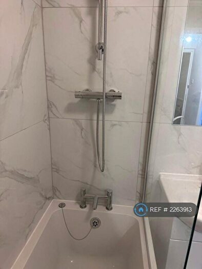 1 Bedroom Flat To Rent In Whigston Close, London, N18