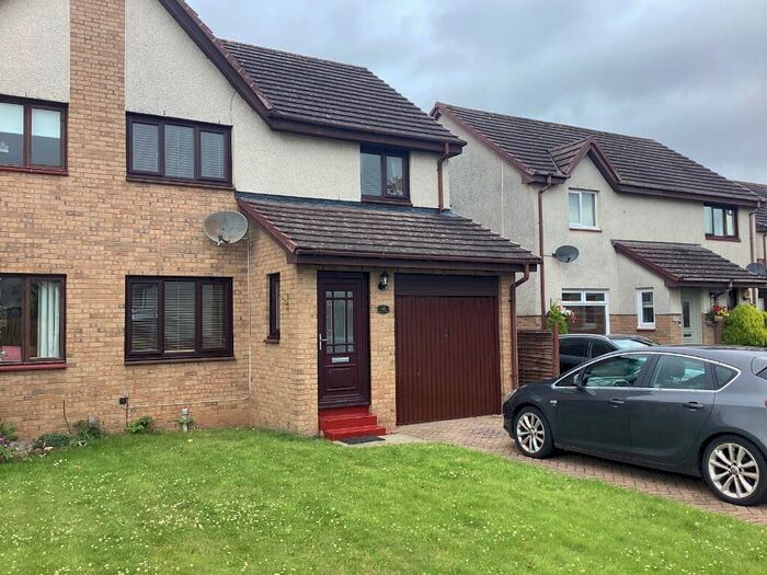 3 Bedroom Semi-Detached House To Rent In Moor Park, Prestwick, South Ayrshire, KA9