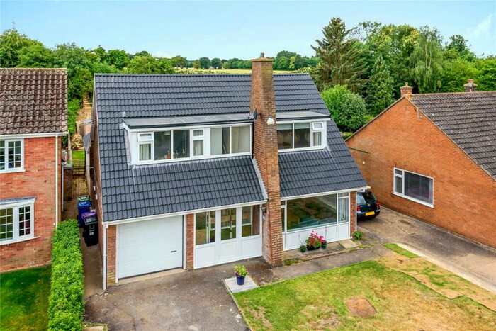 4 Bedroom Detached House For Sale In Cliff Avenue, Nettleham, LN2