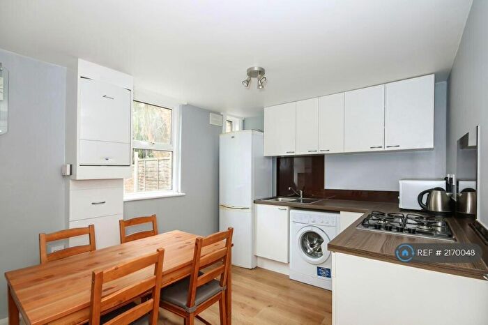 1 Bedroom Flat To Rent In West Norwood, London, SE27