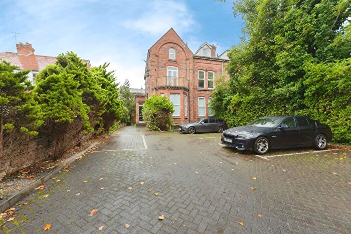 1 Bedroom Flat For Sale In Cearns Road, Oxton, Prenton, CH43