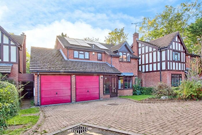 4 Bedroom Detached House For Sale In Pool Meadow Close, Birmingham, West Midlands, B13