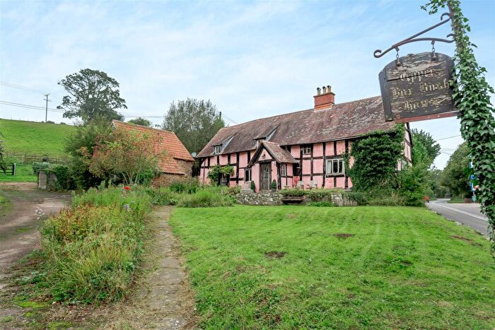 4 Bedroom Cottage For Sale In Longhope, GL17