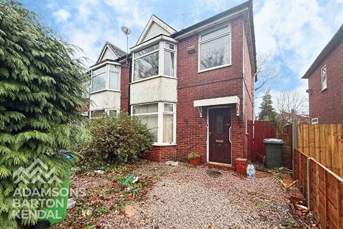 3 Bedroom Semi-Detached House For Sale In Willbutts Lane, Passmonds, OL11