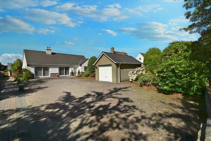 2 Bedroom Bungalow To Rent In Exeter Road, Okehampton, EX20