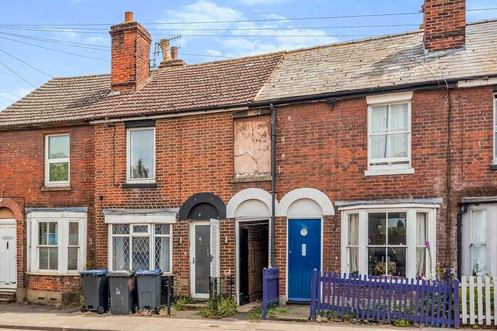4 Bedroom Terraced House To Rent In Wincheap, Canterbury, CT1