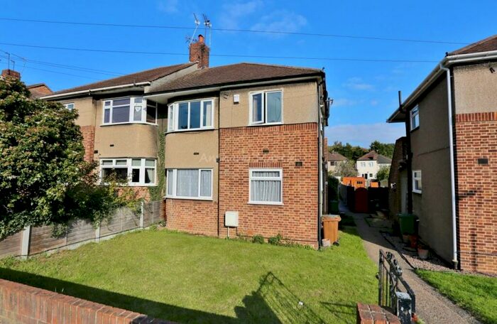 2 Bedroom Maisonette To Rent In Downbank Avenue, Bexleyheath, Kent, DA7