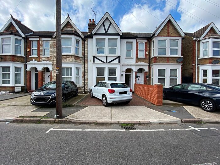 6 Bedroom Terraced House To Rent In Brandville Road, West Drayton, Middlesex, UB7