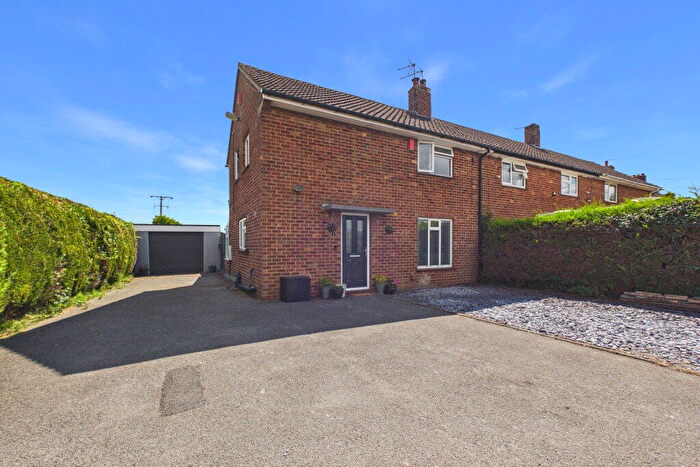 3 Bedroom End Of Terrace House For Sale In Station Road, Newark, Harby, NG23