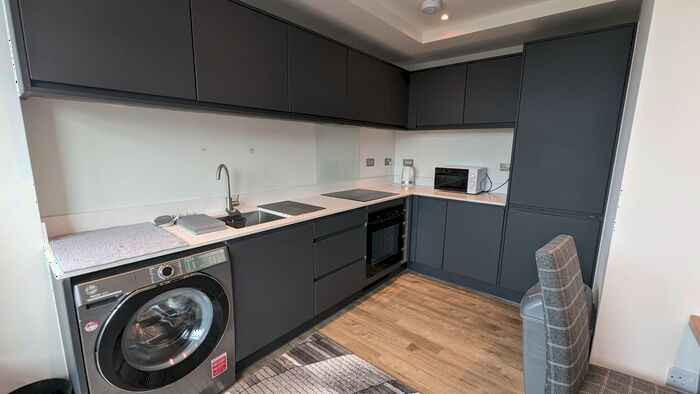 1 Bedroom Flat To Rent In Apartment, Seymour Grove, M16