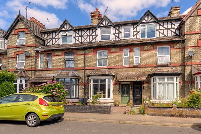 3 Bedroom Terraced House For Sale In Eden Street, Kettering, NN16