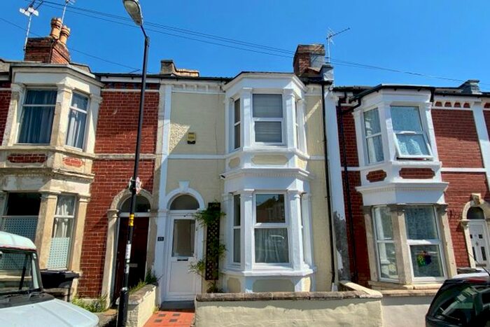 2 Bedroom Terraced House To Rent In Lawrence Avenue, Easton, Bristol, BS5