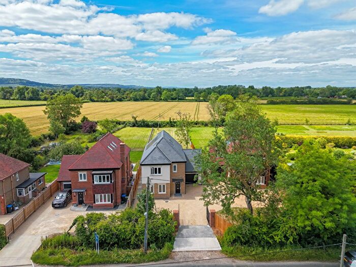 5 Bedroom Detached House For Sale In Tring Road, Long Marston, Tring, HP23
