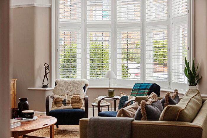 4 Bedroom Terraced House For Sale In Belmont Hill, London, SE13