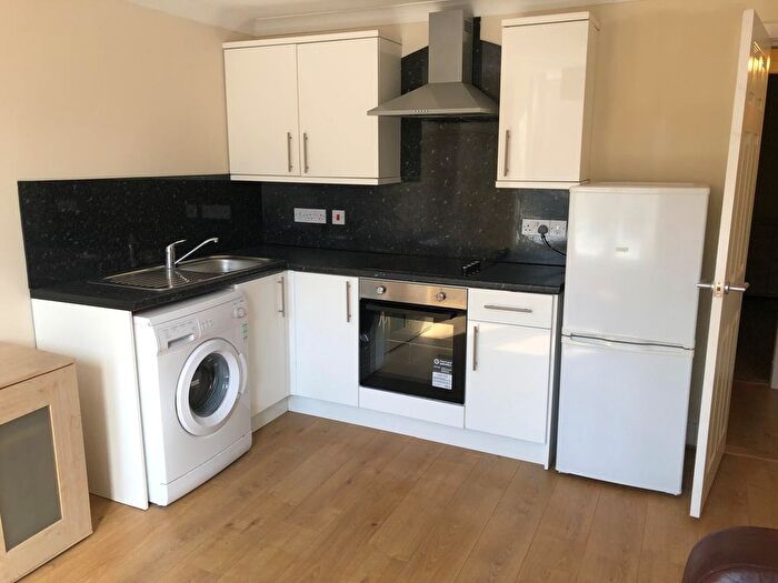 1 Bedroom Flat To Rent In Cleghorn Street, Dundee, DD2