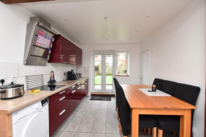 3 Bedroom End Terrace House For Sale In The Green, Lydd, TN29