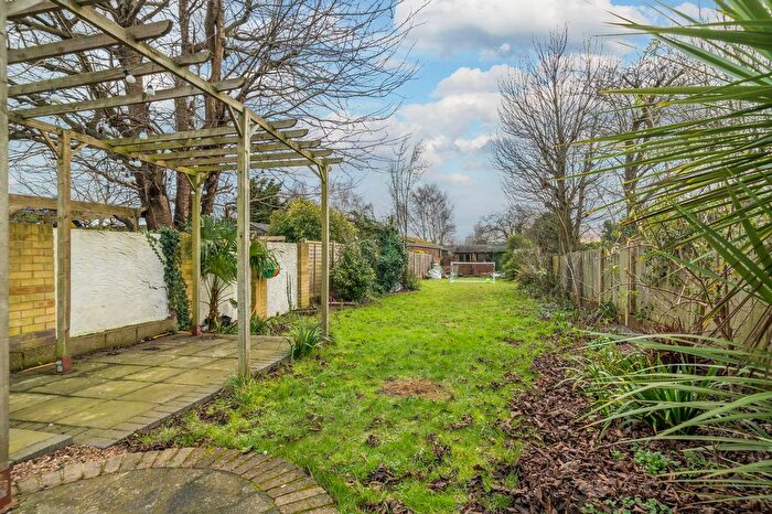 4 Bedroom Semi-Detached House For Sale In Cooling Road, Cliffe, Rochester, Kent., ME3