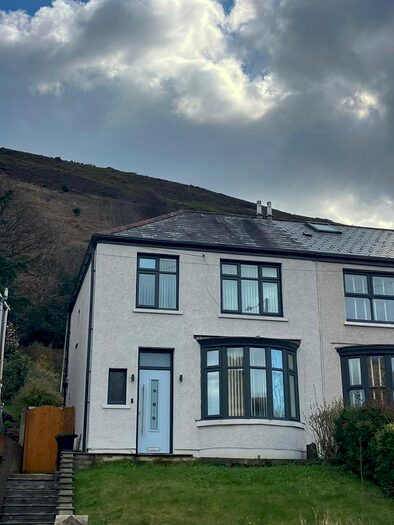 3 Bedroom Property To Rent In Dan Y Ffynnon, Port Talbot, Neath Port Talbot., SA13
