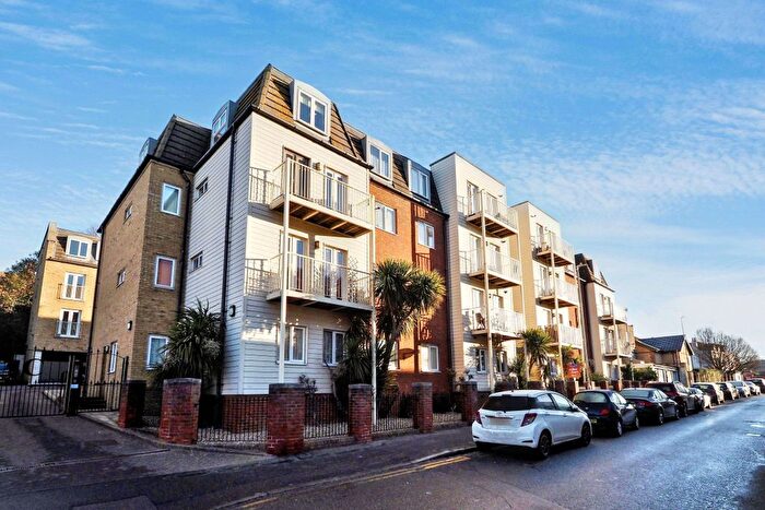 2 Bedroom Flat For Sale In Dane Road, Margate, CT9