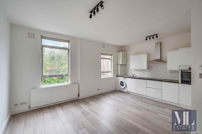 2 Bedroom Flat To Rent In Iverson Road, West Hampstead, NW6