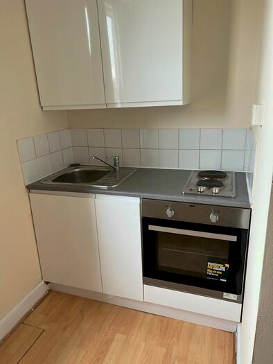 Studio To Rent In Flat, Fonthill Road, London, N4