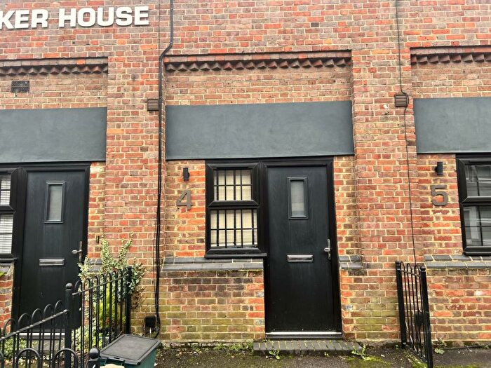 1 Bedroom Terraced House To Rent In Flagmakers House, Higham Road, HP5