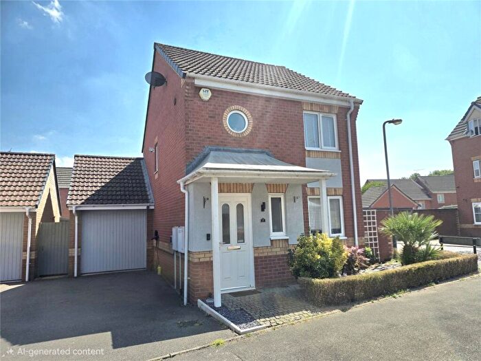3 Bedroom Detached House For Sale In Clover Way, Bedworth, Warwickshire, CV12