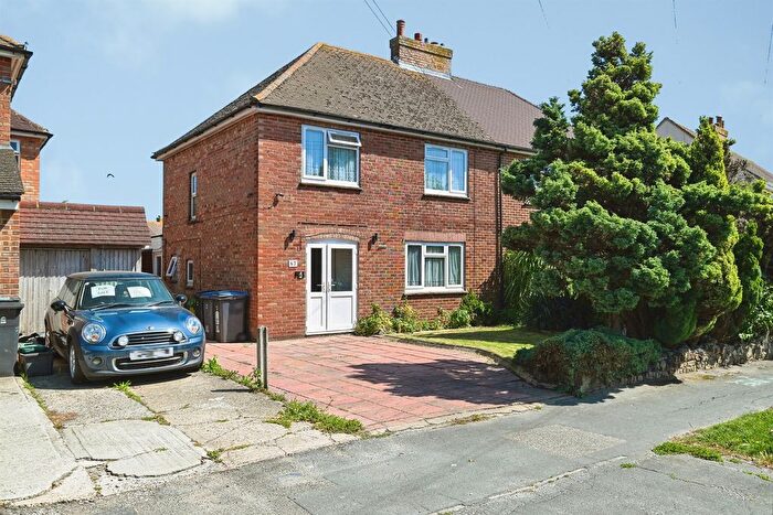 3 Bedroom Semi Detached House For Sale In St. Barts Road, Sandwich, CT13