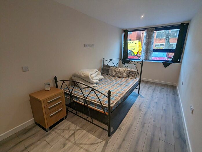 1 Bedroom Flat To Rent In Station Road, Kettering, NN15