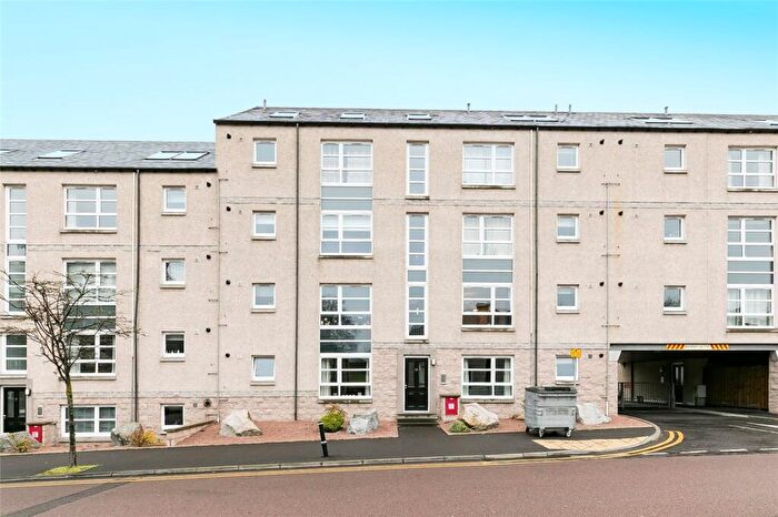 2 Bedroom Flat To Rent In Seaforth Road, Aberdeen, AB24