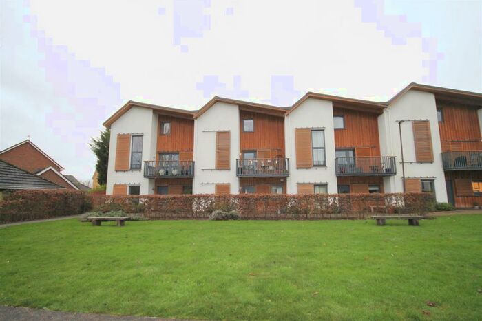 5 Bedroom Terraced House To Rent In Rogers Court, Hanham, Bristol, BS15