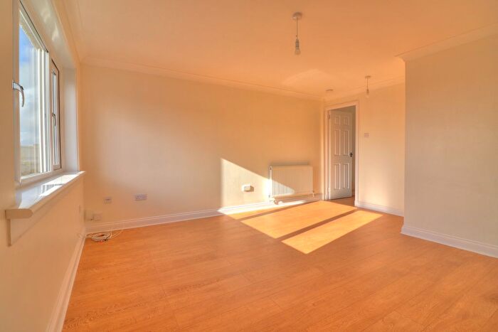 1 Bedroom Flat For Sale In Dunnottar Street, Glasgow, G64