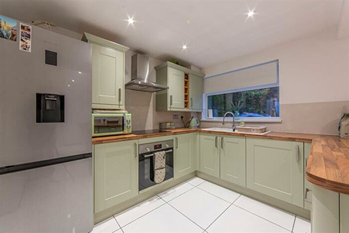 3 Bedroom End Of Terrace House For Sale In Ael Y Bryn, Blaenavon, Pontypool, NP4