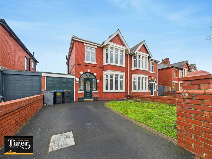 3 Bedroom Semi Detached House For Sale In Stony Hill Avenue, Blackpool, FY4