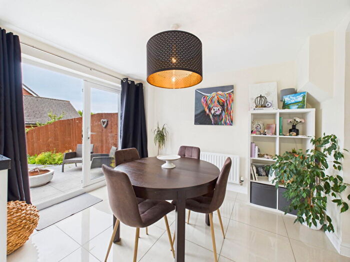 4 Bedroom Semi-Detached House For Sale In Hastings Drive, Calne, Wiltshire, SN11