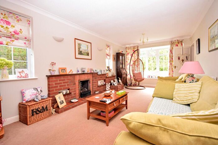 4 Bedroom Detached House For Sale In Tinkle Street, Grimoldby, LN11