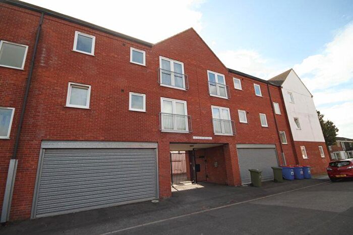 1 Bedroom Apartment To Rent In Ayscough Street, Grimsby, DN31