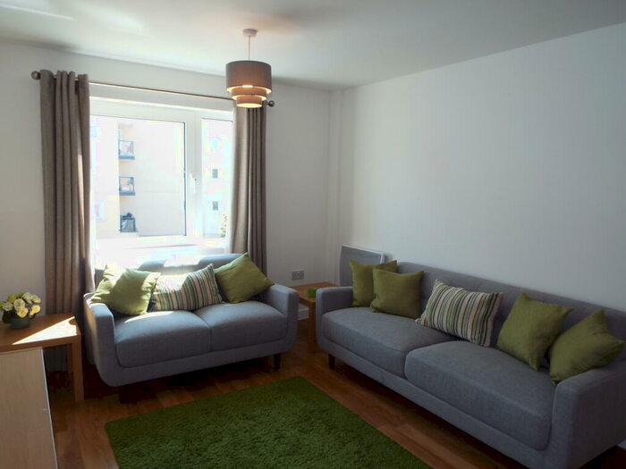1 Bedroom Apartment To Rent In Quayside, Bute Crescent, Cardiff, CF10