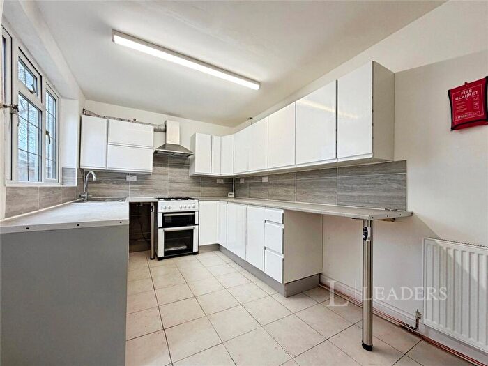 3 Bedroom Terraced House To Rent In Reservoir Road, Erdington, Birmingham, B23