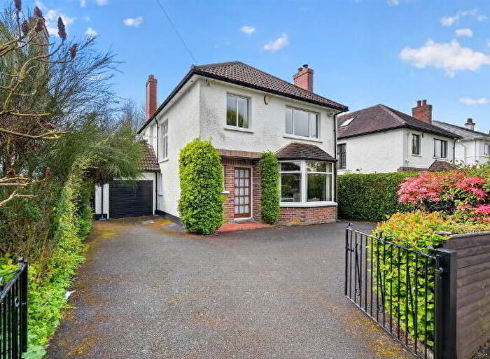 4 Bedroom Detached House For Sale In Strangford Avenue, Belfast, BT9