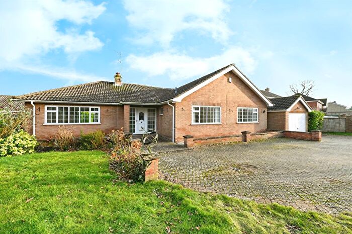3 Bedroom Detached Bungalow For Sale In New Road, North Runcton, King's Lynn, PE33