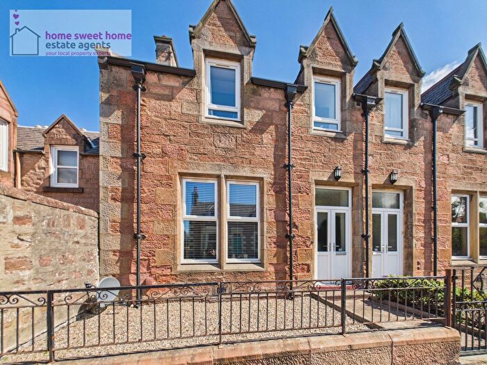 3 Bedroom Semi-Detached House For Sale In Kenneth Street, Inverness, IV3