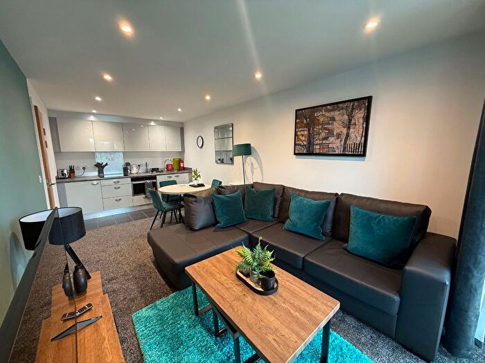 1 Bedroom Flat To Rent In Apartment, City Quadrant, Waterloo Square, Newcastle Upon Tyne, NE1