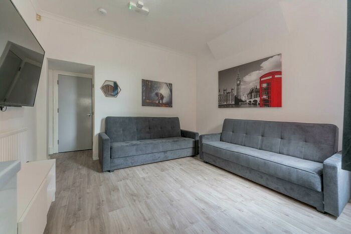 9 Bedroom Terraced House To Rent In Harrow Road, Selly Oak - Student Property, B29