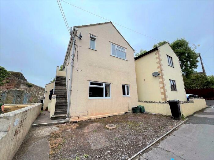 2 Bedroom Detached House To Rent In High Street, Midsomer Norton, BA3