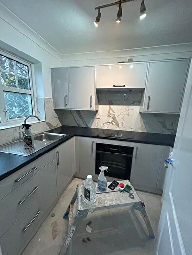 2 Bedroom Flat To Rent In Marquis Court, Luton, LU2