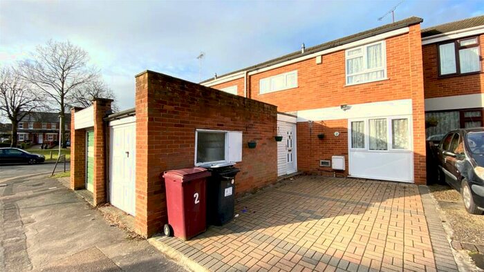 3 Bedroom Terraced House To Rent In Appleby End, Reading, Berkshire, RG30